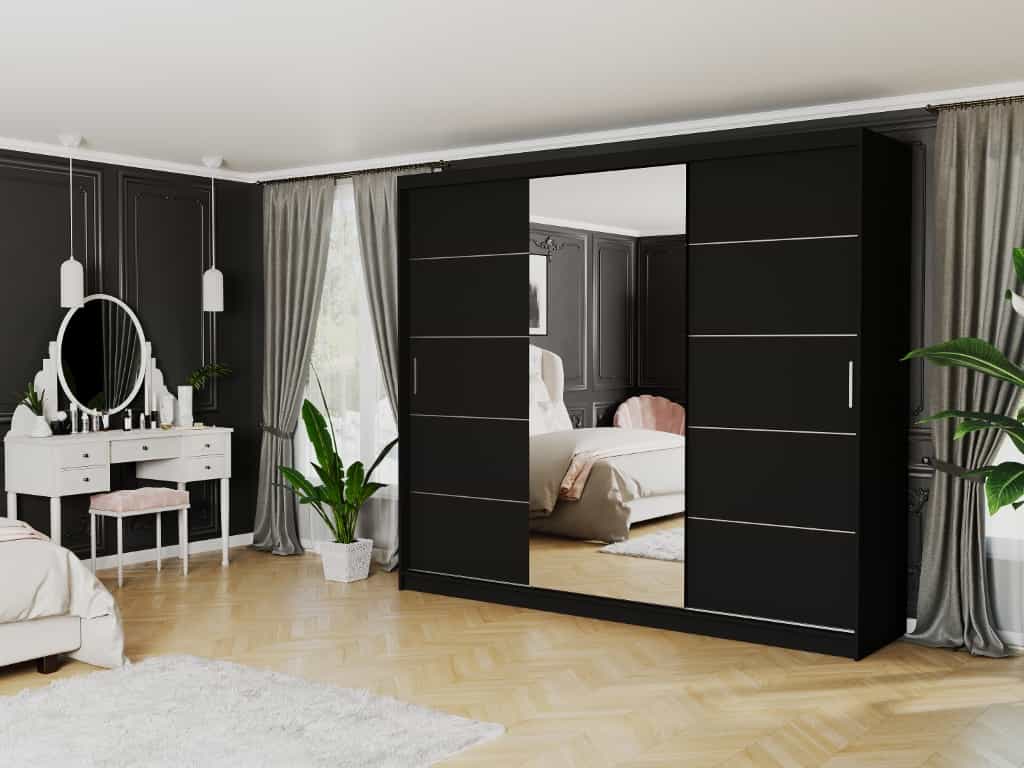 Posuvná skříň Norvio I 250 cm černá se zrcadlem 3-dveřová černé stříbrné lišty